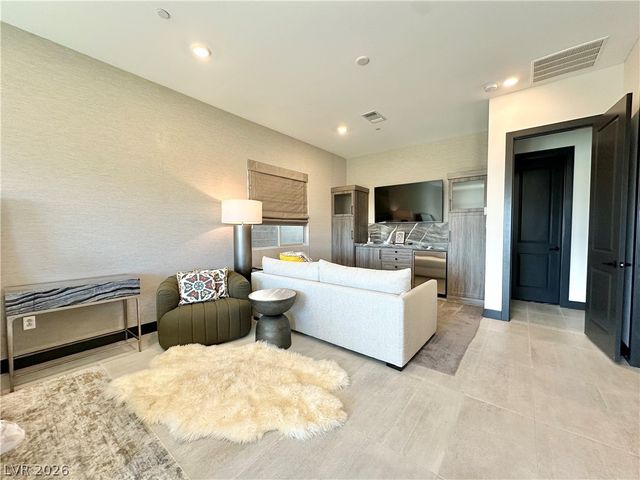 182 Cactus Sunrise Street, Las Vegas, NV 89138