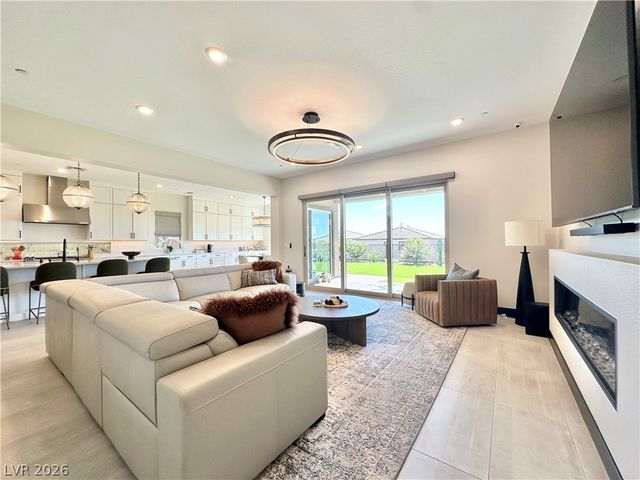 182 Cactus Sunrise Street, Las Vegas, NV 89138