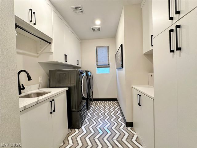 182 Cactus Sunrise Street, Las Vegas, NV 89138