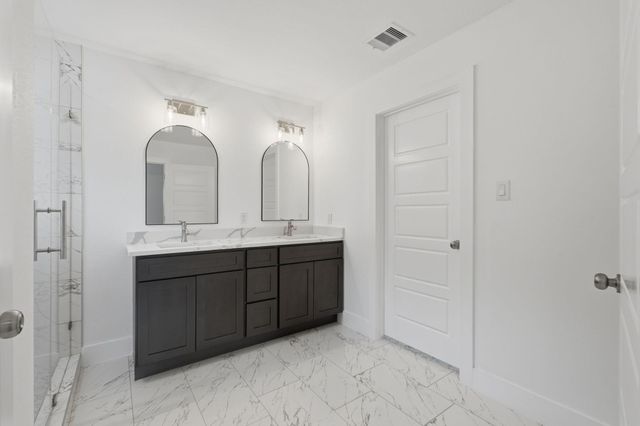 13146 Lake Conroe Bay Road, Willis, TX 77318