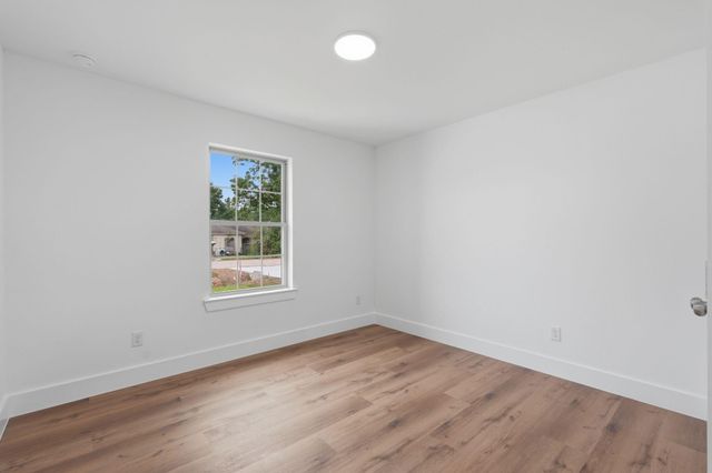 13146 Lake Conroe Bay Road, Willis, TX 77318