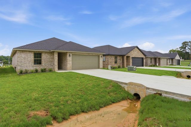13146 Lake Conroe Bay Road, Willis, TX 77318