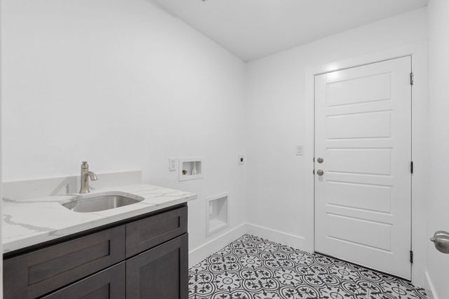 13146 Lake Conroe Bay Road, Willis, TX 77318