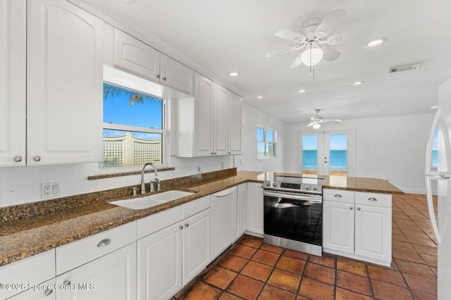 9556 Doubloon Drive, Vero Beach, FL 32963