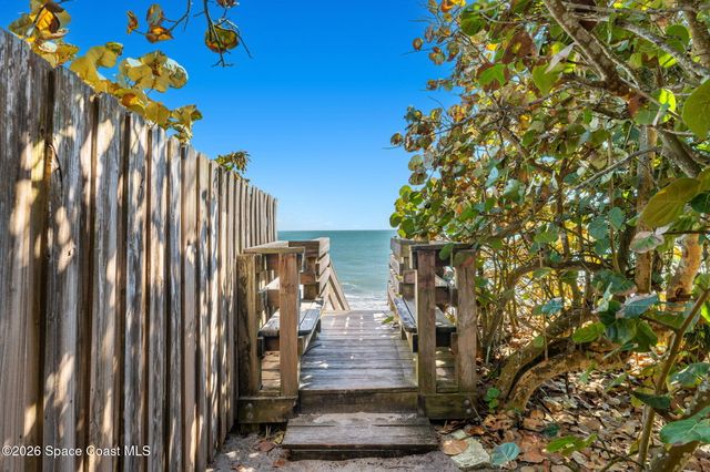 9556 Doubloon Drive, Vero Beach, FL 32963