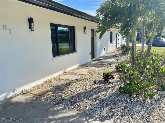 81 Cardinal DR, North Fort Myers, FL 33917