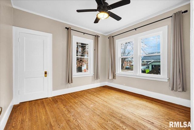 1014 N SUMMIT Boulevard, Peoria, IL 61606