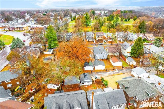 1014 N SUMMIT Boulevard, Peoria, IL 61606