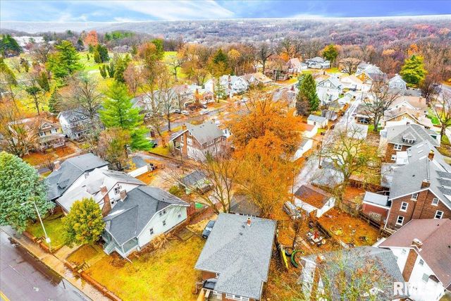 1014 N SUMMIT Boulevard, Peoria, IL 61606