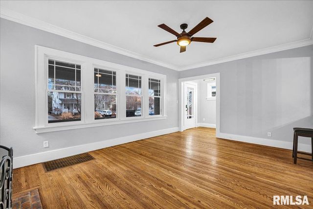 1014 N SUMMIT Boulevard, Peoria, IL 61606