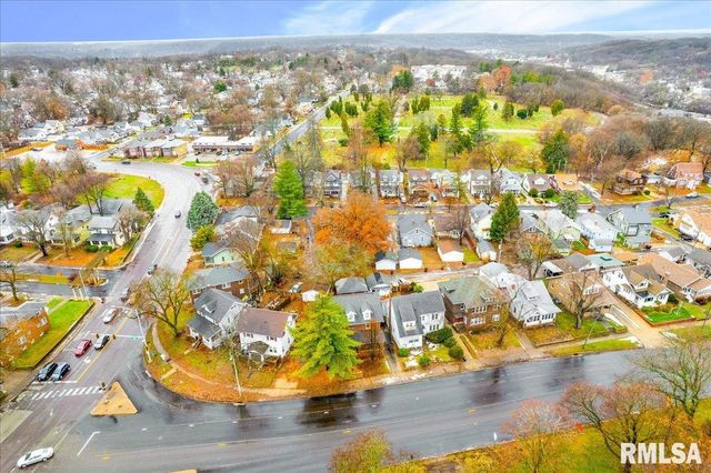 1014 N SUMMIT Boulevard, Peoria, IL 61606