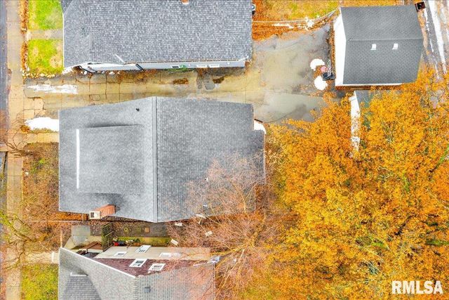 1014 N SUMMIT Boulevard, Peoria, IL 61606