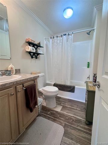 255 Bonita Court, Lapeer, MI 48446