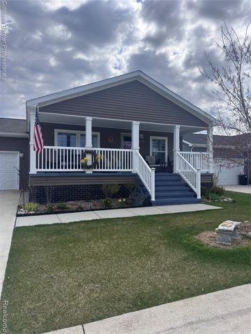 255 Bonita Court, Lapeer, MI 48446