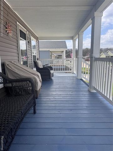 255 Bonita Court, Lapeer, MI 48446