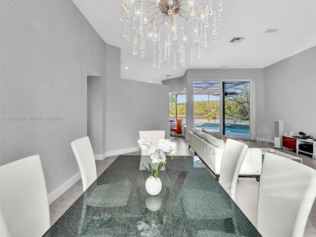 534 Stonemont Dr, Weston, FL 33326