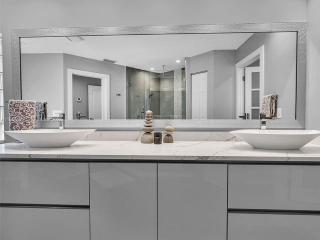 534 Stonemont Dr, Weston, FL 33326