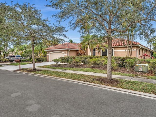 534 Stonemont Dr, Weston, FL 33326