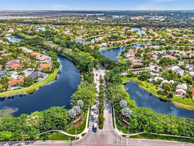 534 Stonemont Dr, Weston, FL 33326
