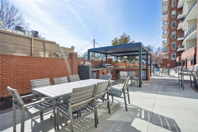 3820 Roswell Road NE 317, Atlanta, GA 30342