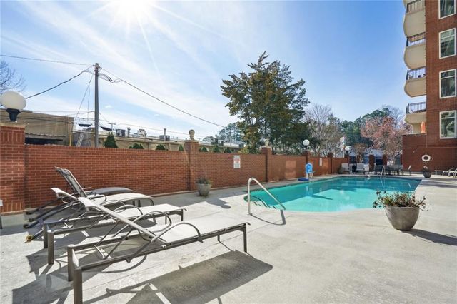 3820 Roswell Road NE 317, Atlanta, GA 30342
