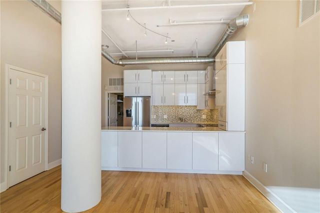 3820 Roswell Road NE 317, Atlanta, GA 30342