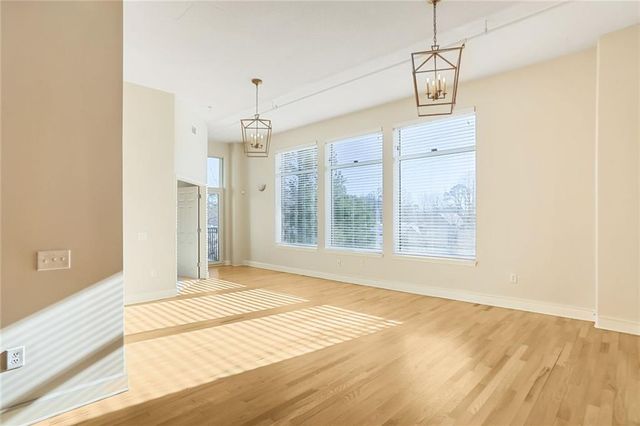 3820 Roswell Road NE 317, Atlanta, GA 30342