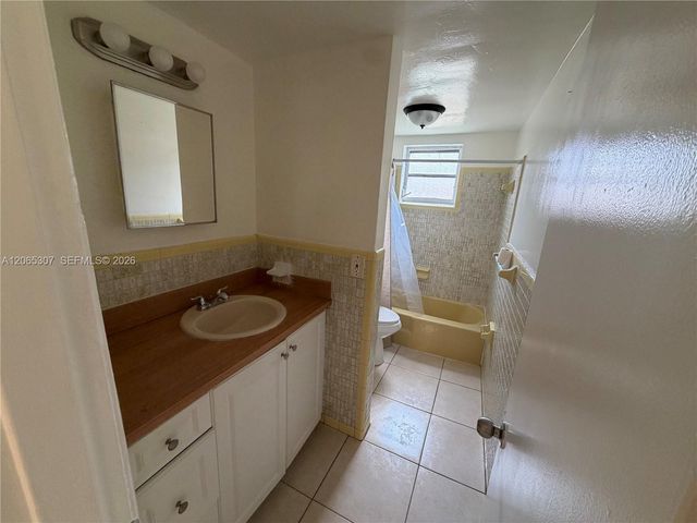 16150 NE 19th Court 2, North Miami Beach, FL 33162