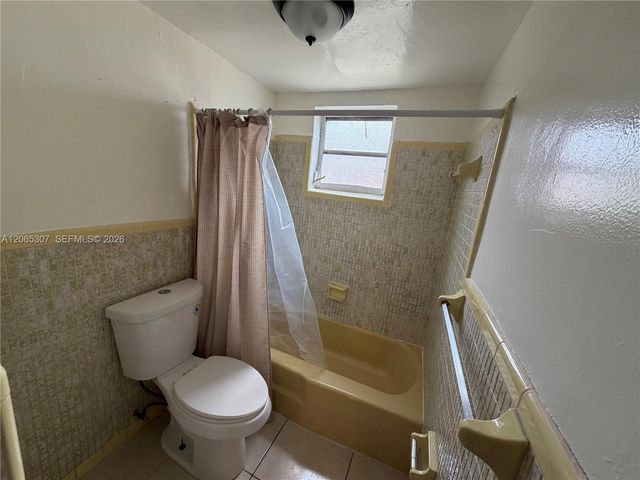 16150 NE 19th Court 2, North Miami Beach, FL 33162