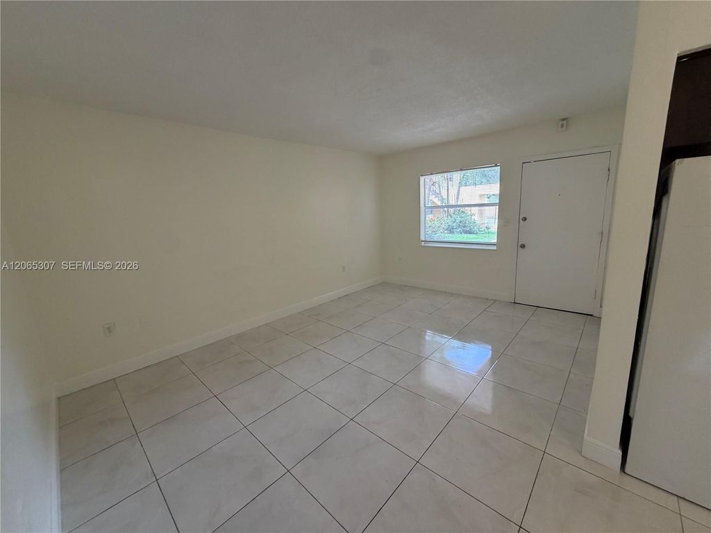 16150 NE 19th Court 2, North Miami Beach, FL 33162