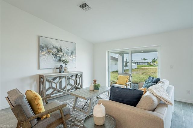 2117 NE 33rd ST, Cape Coral, FL 33909
