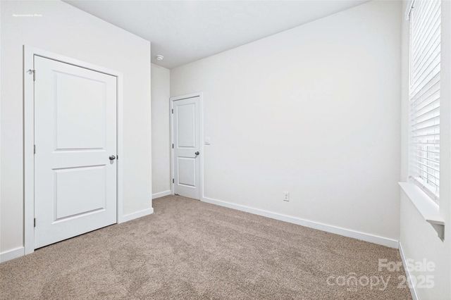 639 13th Avenue Drive NE, Hickory, NC 28601