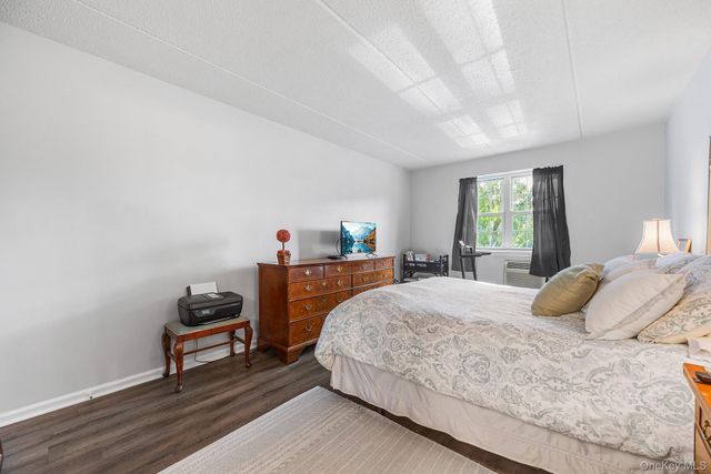 1 Consulate Drive 2H, Tuckahoe, NY 10707