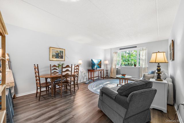 1 Consulate Drive 2H, Tuckahoe, NY 10707