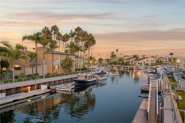 15 The Colonnade, Long Beach, CA 90803