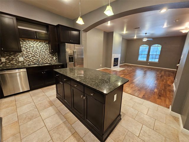 8627 Calvin Road, Irving, TX 75063