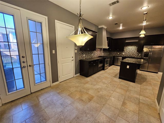 8627 Calvin Road, Irving, TX 75063