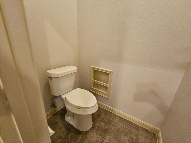 8627 Calvin Road, Irving, TX 75063