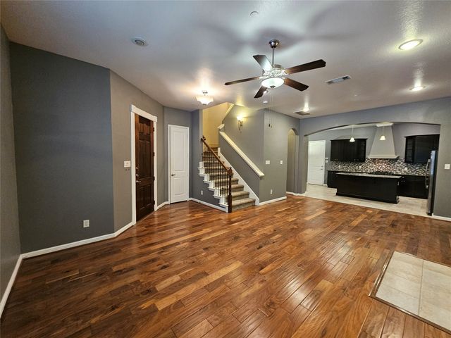 8627 Calvin Road, Irving, TX 75063