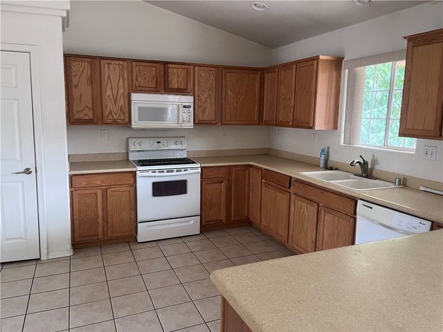 3349 E Ames Avenue, Kingman, AZ 86409