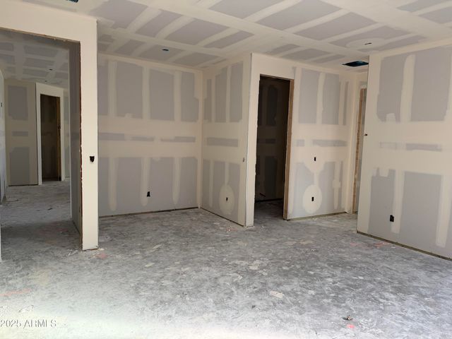 5541 W BUIST Avenue, Laveen, AZ 85339