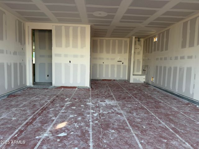 5541 W BUIST Avenue, Laveen, AZ 85339