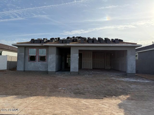 5541 W BUIST Avenue, Laveen, AZ 85339