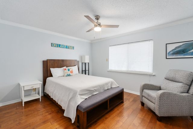 114 Harbor Drive, Gun Barrel City, TX 75156