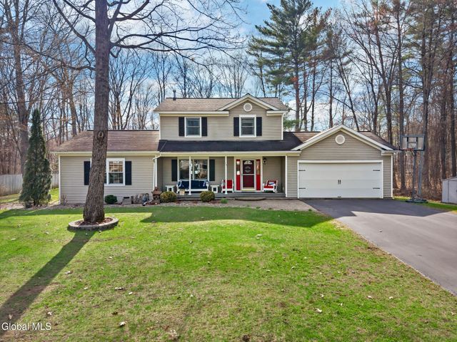 19 Iris Avenue, Moreau, NY 12803