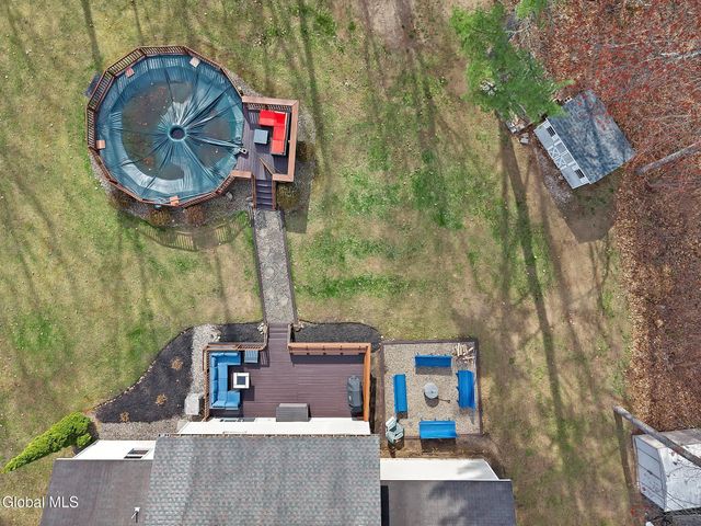 19 Iris Avenue, Moreau, NY 12803