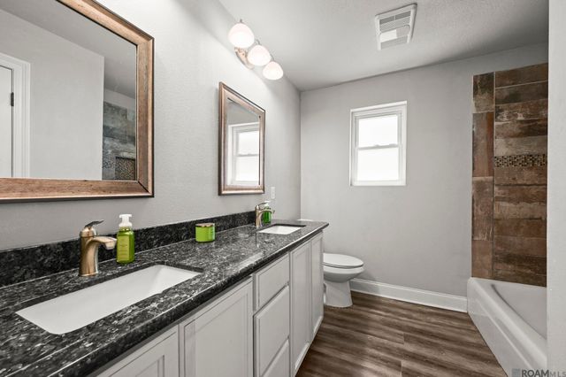 6677 Landmor Dr, Greenwell Springs, LA 70739