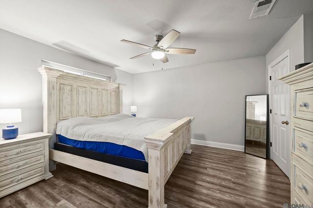 6677 Landmor Dr, Greenwell Springs, LA 70739