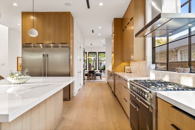 5230 Richard Avenue, Dallas, TX 75206