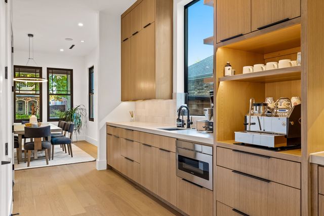 5230 Richard Avenue, Dallas, TX 75206